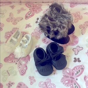 Bundle of Three sz. 6-12 months